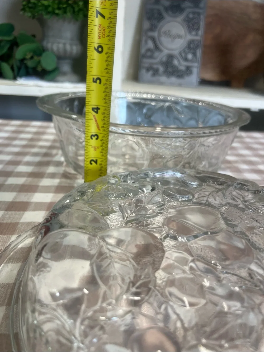 Libbey orchard lidded casserole dish clear glass embossed fruit pie plate lid